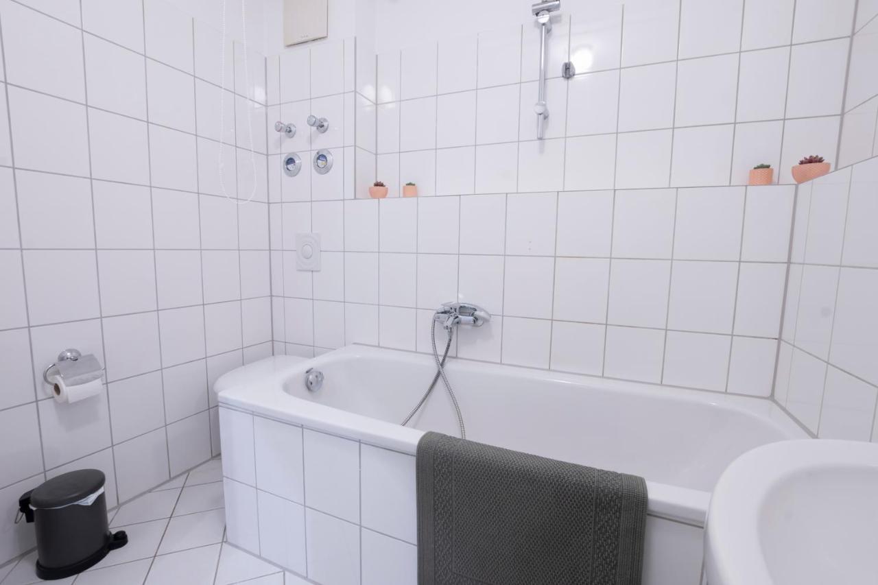 Zwickau Mittendrin, Tolles Balkon-Apartment Exterior photo